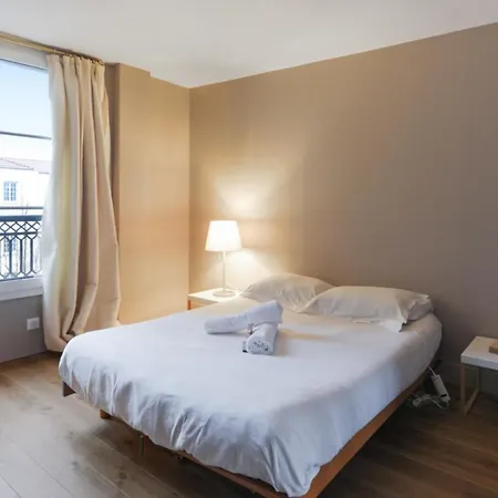 Apartment Charming Flat Close To Gare Du Nord At The Heart Of - Welkeys *